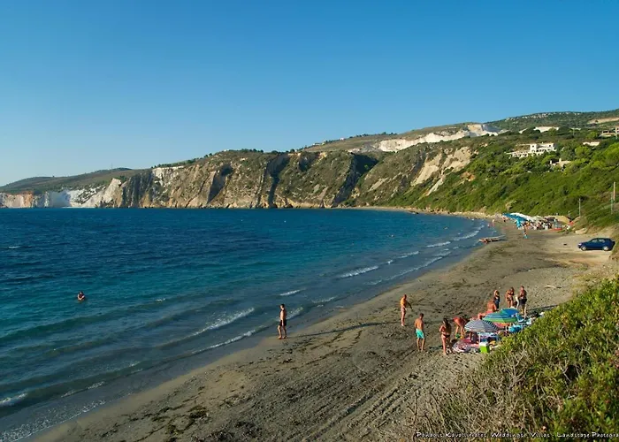 Alkithea, Cozy With Amazing Sea View *