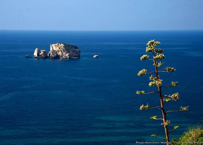 Апартаменты Alkithea, Cozy With Amazing Sea View Аргостолион