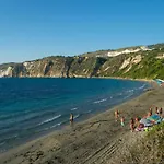 Alkithea, Cozy With Amazing Sea View *
